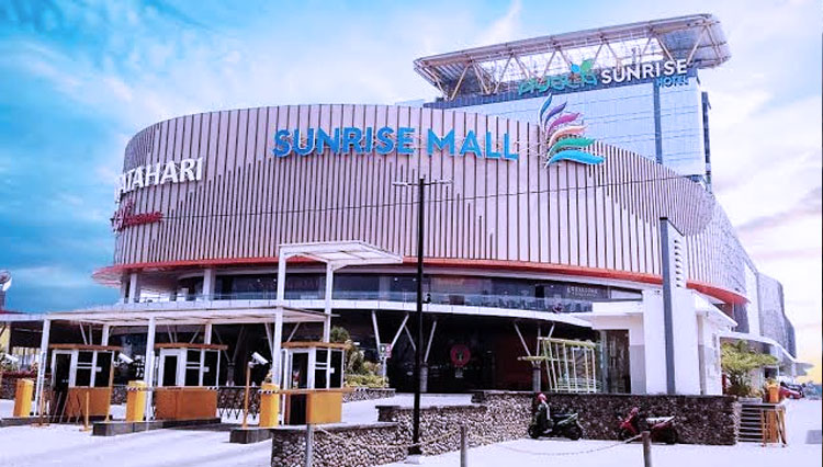 Sunrise Mall dan Ayola Sunrise Hotel yang bertempat di Jalan Benteng Pancasila, No.9, Kota Mojokerto. (FOTO: Dok. Agoda)