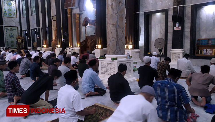 Jadwal Imsakiyah Kabupaten Jombang 15 April 2021 Times Indonesia