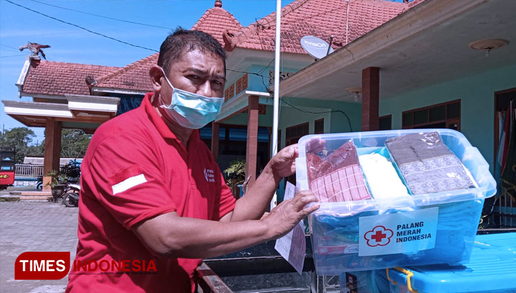 PMI Kabupaten Malang Distribusikan Family Kit dan Hygiene Kit Bagi Korban Gempa Malang