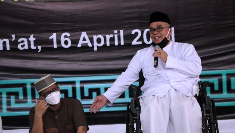 Ceramah di Masjid Unej, Gus Fikri Sampaikan Hikmah Puasa Ramadan