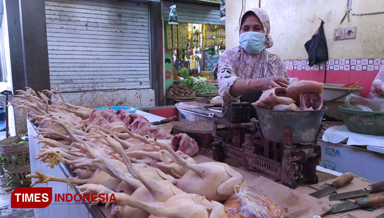 Awal Ramadan Harga Daging Ayam di Lamongan Sentuh Rp 40 Ribu, Telur