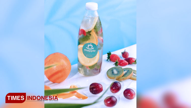 Gambar produk minuman Es Pisang Ijo dan es Kelapa Muda (FOTO: Kedai Mapple Pacitan For TIMES Indonesia)