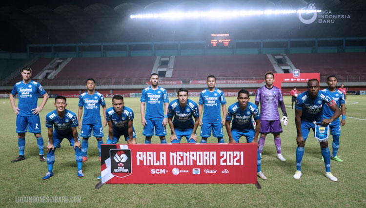 Starter XI Persib Bandung saat melawan PSS Sleman di Stadion Maguwoharjo, Sleman pada (16/4/2021) (Foto: ligaindonesiabaru.com) 