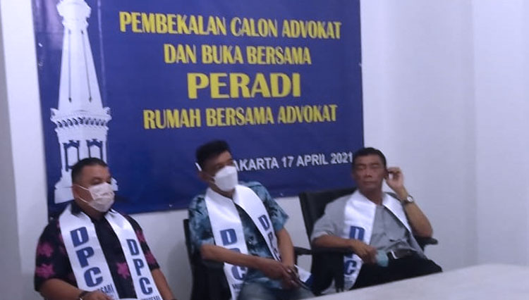 advokat Peradi 2