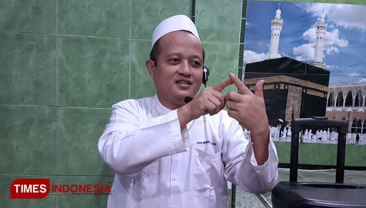 Abdillah Abid Mahfud pengasuh pondok pesantren Alquran Sunan Kalijogo Ngawi. (FOTO: M.Miftakul/TIMES Indonesia)