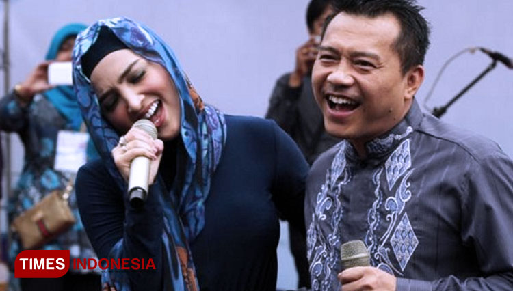 Musikus Anang Hermansyah bersama istri. (FOTO: Dok. Pribadi for TIMES Indonesia)