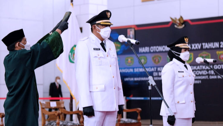 Pelantikan Walikota Bontang 1