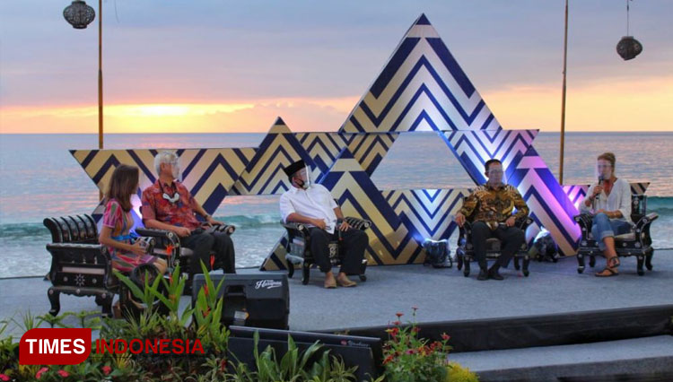 Suasana meeting outdoor di Holiday Resort Lombok. (Foto-foto: Holiday Resort Lombok for TIMES Indonesia)