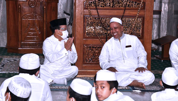 Syarief Hasan c