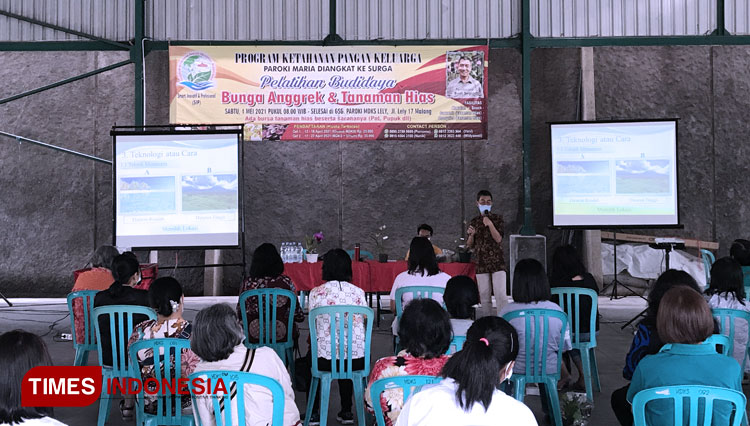 Suasana kegiatan PKPK di Paroki MDKS Lely, Jl Bunga Lely, Kecamatan Lowokwaru, Kota Malang, Sabtu (1/5/2021). (Foto: Rizky Kurniawan Pratama/TIMES Indonesia)