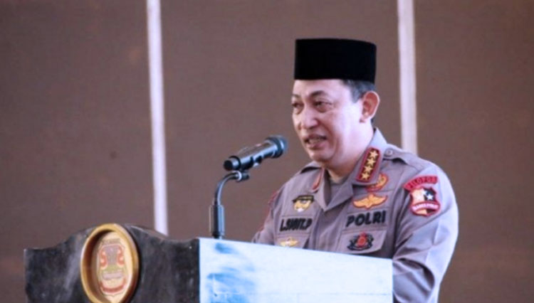 Kepala Kepolisian Republik Indonesia (Kapolri), Jenderal Listyo Sigit Prabowo saat memberikan keterangan pers di Jakarta (foto: Dokumen/POLRI)