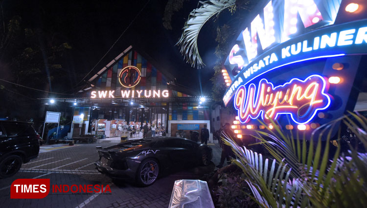 Sentra Wisata Kuliner Wiyung dengan fasad menarik dan kekinian. (FOTO: Humas Pemkot Surabaya for Times Indonesia) 