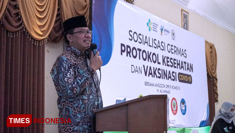 Gus Ali saat menyampaikan pentingnya Protokol Kesehatan melalui Sosialisasi Germas bersama Kemenkes RI. (FOTO: GAC for TIMES Indonesia)