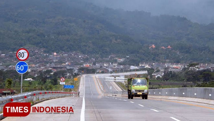Ilustrasi - Jalan Tol (FOTO: Dok. TIMES Indonesia)