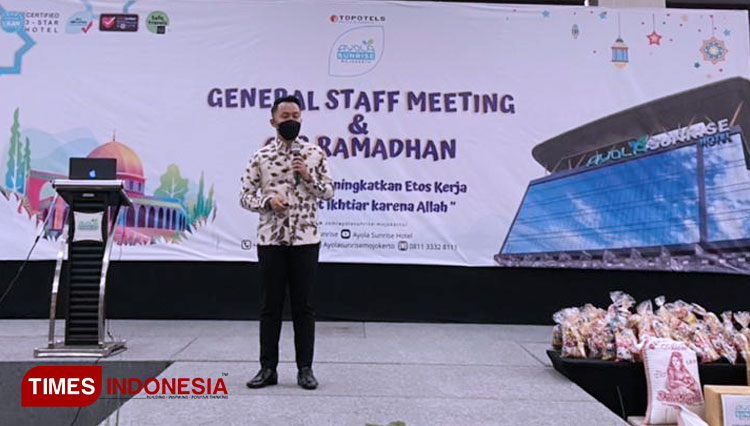 Ayola Sunrise Hotel Mojokerto Ajak Anak Yatim Buka Bersama