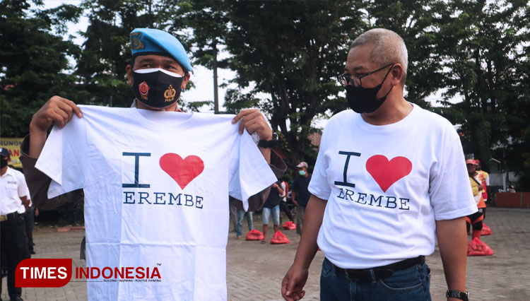 Kaos-kebanggaan-RMB.jpg
