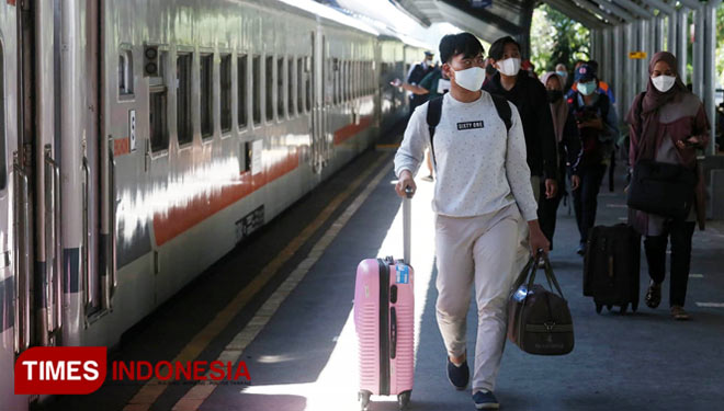 Ilustrasi Stasiun Kereta Api. (Foto: Aditya Hendra/TIMES Indonesia).