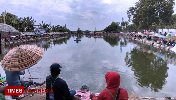 Wisata memancing sedang marak, Mojorejo Fishing and Resto bisa menjadi pilihan wisata baru. (FOTO: AJP TIMES Indonesia)