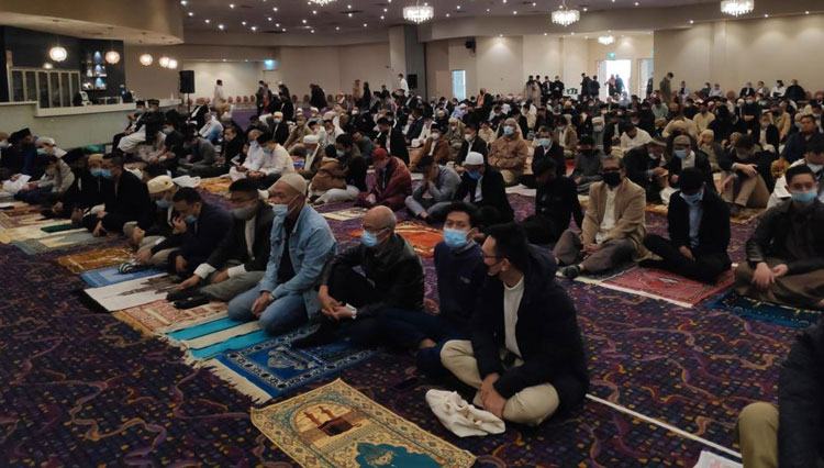 Umat muslim Indonesia di Australia menggelar Shalat Idul Fitri 1 Syawal 1442 H  bertempat di the Croatian Club, Sydney pada Jumat (13/5/2021). (Foto: KJRI Sydney for TIMES Indonesia)