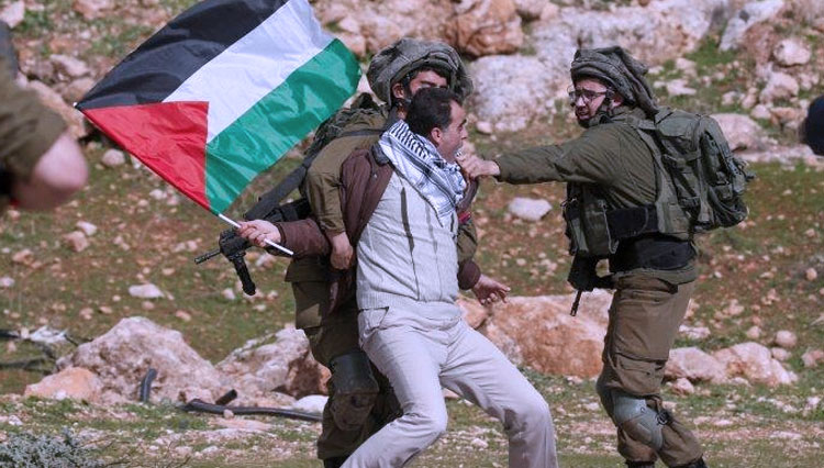 Kekerasan Militer Israel kepada warga sipil Palestina. (FOTO: AFP)