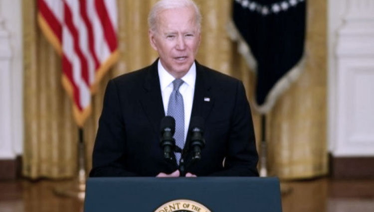 Presiden Amerika Serikat, Joe Biden dan suasana ketika Gaza dibombardir Israel.(FOTO:Screenshot BBC/Getty Image)