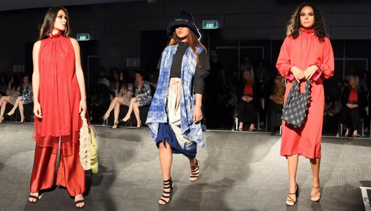 Karya dua desainer Indonesia tampil memukau di lantai catwalk Gold Coast Fashion Project (GCPF) 2021. (Foto: KJRI Sydney for TIMES Indonesia)