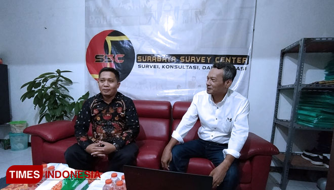 Peneliti Surabaya Survey Center menanggapi rencana pemekaran Dapil. (FOTO: Ammar Ramzi/TIMES Indonesia)