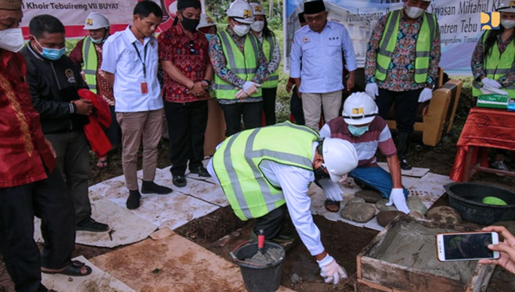 Kementerian PUPR RI Bangun Rusun Ponpes Khoir Tebuireng VII Buyat di Bolaang Mongondow
