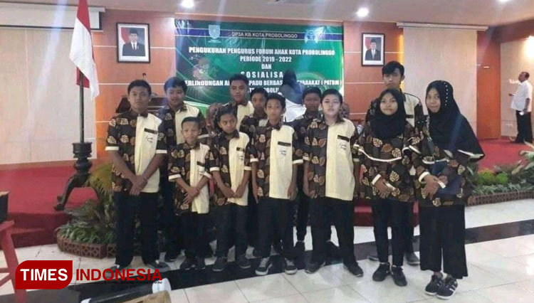 Para pemuda personel Sanggar Lembu Ireng Probolingggo. (Foto-foto: Sanggar Lembu Ireng for TIMES Indonesia)