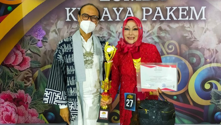Salah satu pemenang lomba kebaya pakem yang digelar oleh Malang Town Square. (Foto: Matos for TIMES Indonesia)