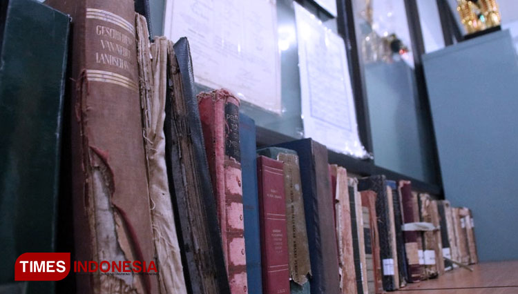 Koleksi di Museum Sejarah dan Budaya