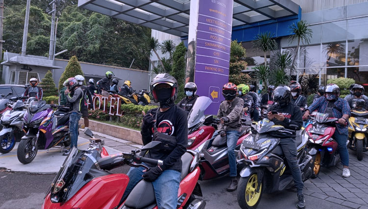 Sunday morning ride holds by Quest Hotel Darmo Surabaya to celebrate their 7th anniversary. (Photo: dok. Quest Hotel Surabaya)