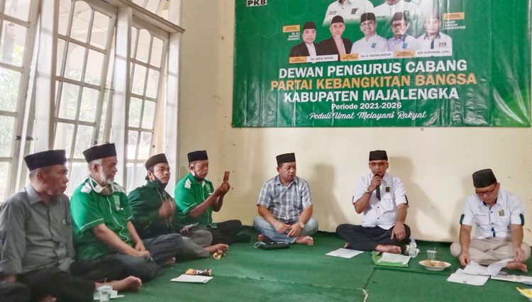 DPC PKB Kabupaten Majalengka menggelar rapat konsolidasi internal dengan jajaran dewan Tanfidz DPC PKB. (Foto: PKB Majalengka for TIMES Indonesia)