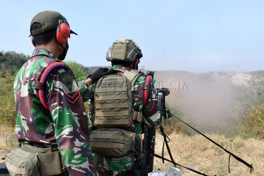 Prajurit Yontaifib 2 Marinir kembali Latihan Menembak di Situbondo