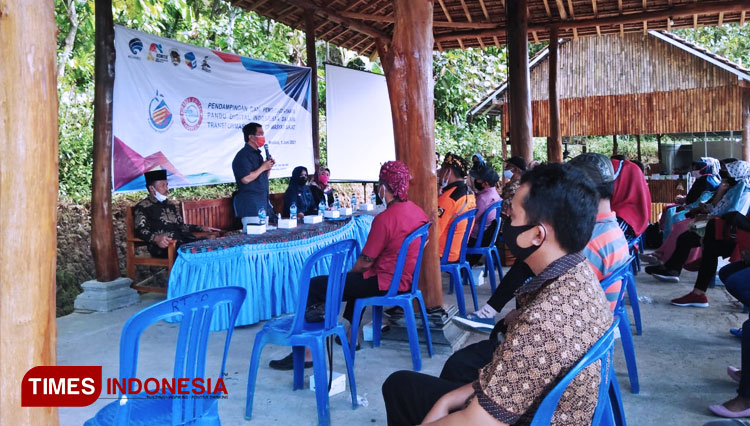 Kegiatan-pelatihan-pandu-digital-di-Desa-Batok-3.jpg