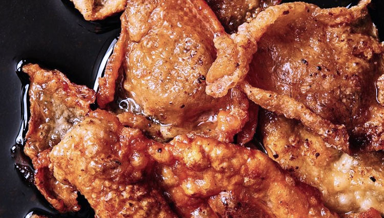 Have an Ultimate Taste of Crispy Chicken Skin with Sour and Spicy Sauce