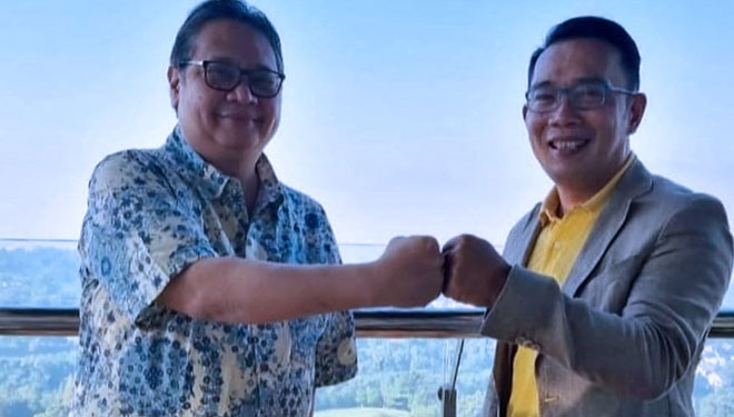 Gubernur Jabar Ridwan Kamil bertemu dengan Menko Perekonomian Airlangga Hartarto di Kota Bandung, Sabtu (5/6/21). (FOTO: Humas Jabar for TIMES Indonesia)
