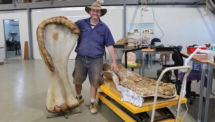 Ahli Paleontologi Australia 3