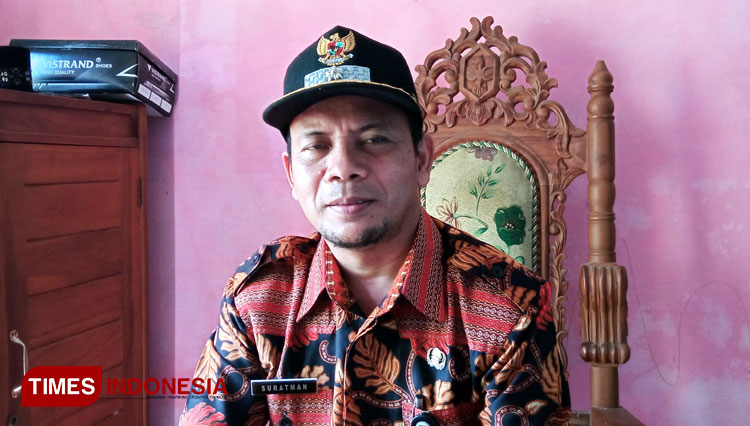 Kepala Desa Dondong, Suratman. (FOTO: Estanto Prima Yuniarto/TIMES Indonesia)