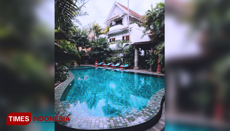 Pool-View-Hotel-Tugu-Malang-2.jpg