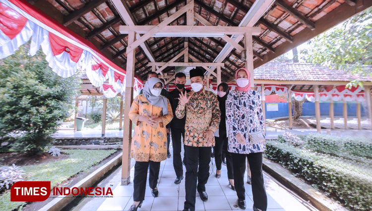 Dadang-Supriatna-6.jpg