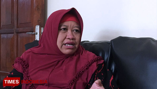Kabid Rehabilitasi Jiwa Dinsos Ngawi, Luqis saat memberikan keterangan. (Foto: M.Miftakul/TIMES Indonesia)
