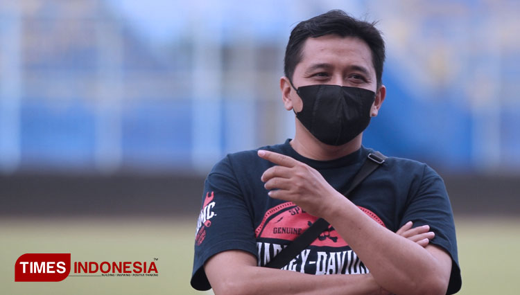 Media officer Arema FC Sudarmaji. (Foto: Tria Adha/TIMES Indonesia) 