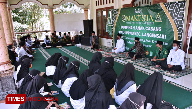 menjadi-narasumber-kegiatan-Makesta-di-Langen-2.jpg