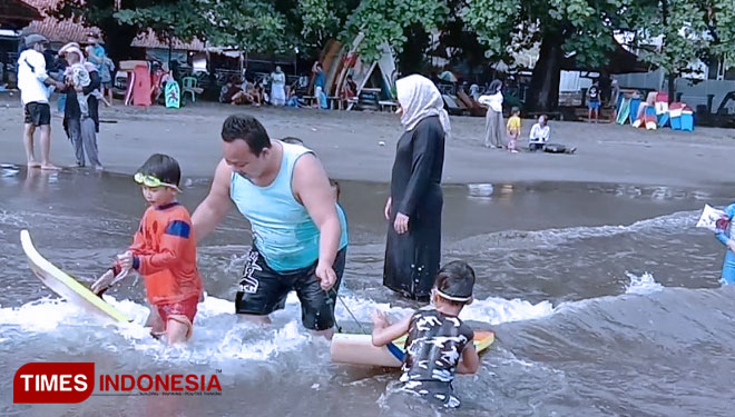 pantai Batukaras c