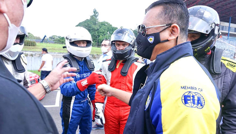 Bamsoet Buka Kejurnas Balap Mobil Putaran ke-2 Indonesian Sentul Series of Motorsport 2021