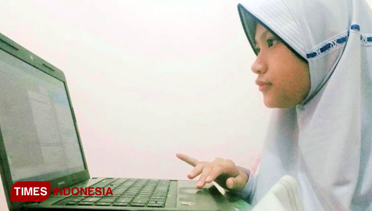 Siswa SMP Negeri 6 Cilacap Ikuti class meeting virtual (FOTO : Heni PGRI for TIMES Indonesia)