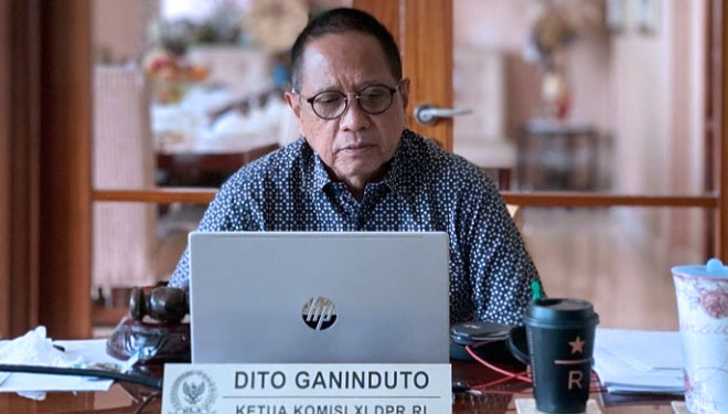 Ketua Komisi XI DPR RI Dito Ganinduto saat memberikan keterangan pers di Jakarta (foto: Instagram/Dito Ganinduto)