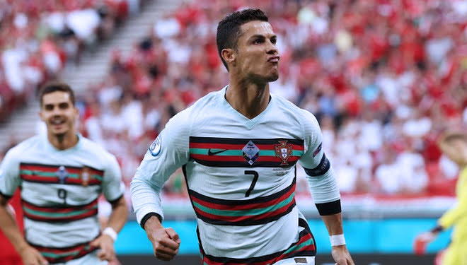 Cristiano Ronaldo Dua Gol, Portugal Hempaskan Hungaria
