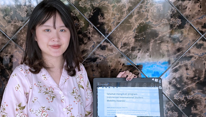 Jessica Eveline Tanoto, salah satu penerima beasiswa penuh program Indonesian International Student Mobility Awards (IISMA) 2021. (Foto: dok. Ubaya )